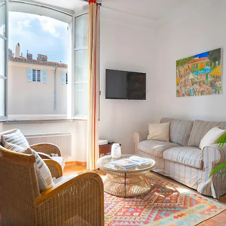 Esprit * Saint-Tropez